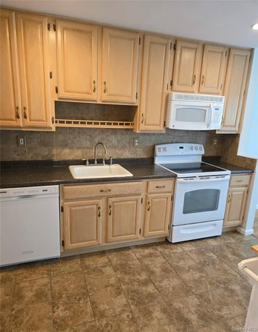 1506 Pondcrest Lane, White Plains, NY 10607