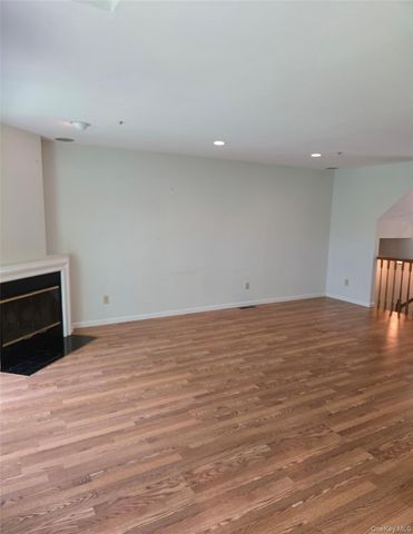 1506 Pondcrest Lane, White Plains, NY 10607