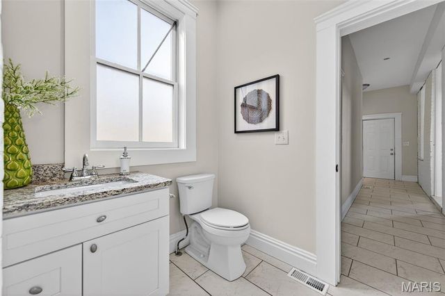 2811 Missouri Avenue, St Louis, MO 63118