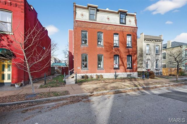 2811 Missouri Avenue, St Louis, MO 63118