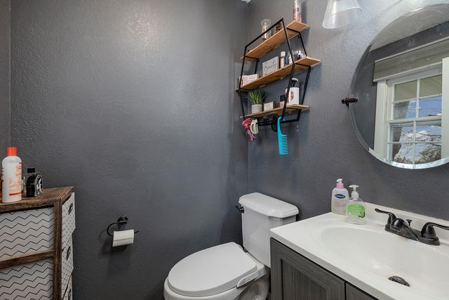 3128 S Dayton Avenue, Springfield, MO 65807