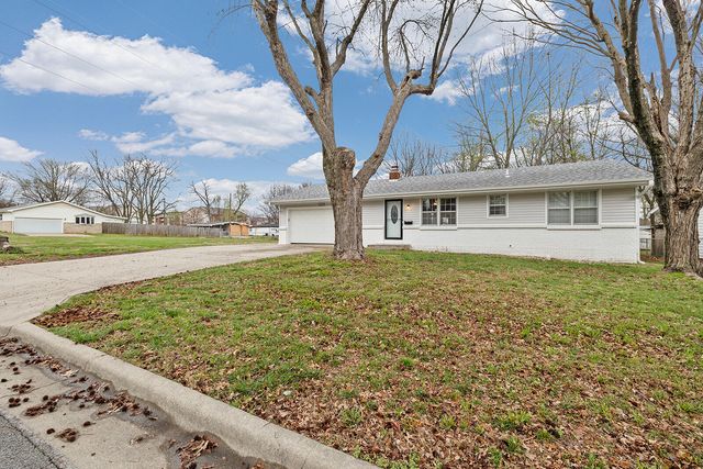 3128 S Dayton Avenue, Springfield, MO 65807