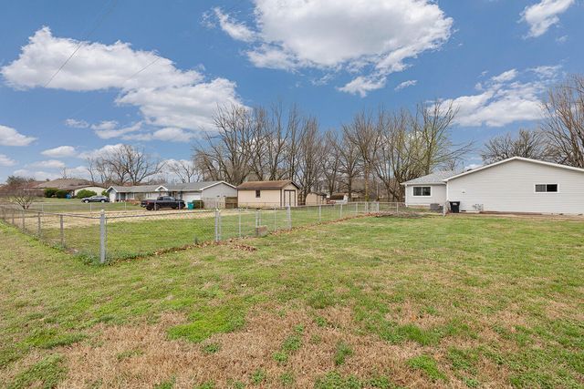 3128 S Dayton Avenue, Springfield, MO 65807