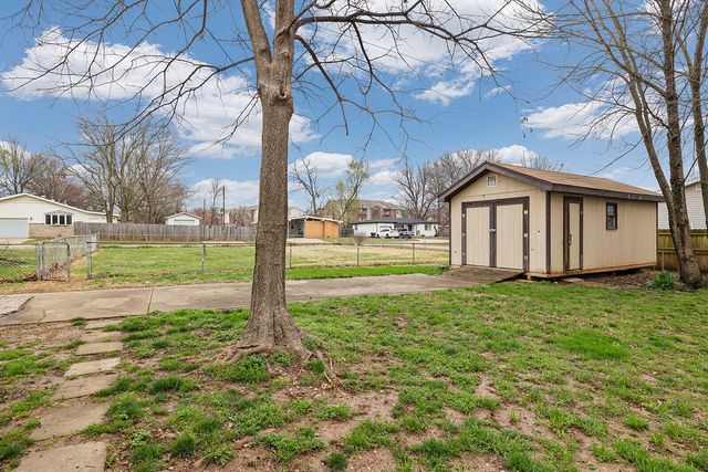 3128 S Dayton Avenue, Springfield, MO 65807