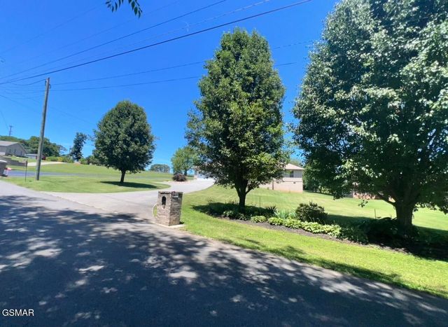 2449 Oakview Lane, Sevierville, TN 37876