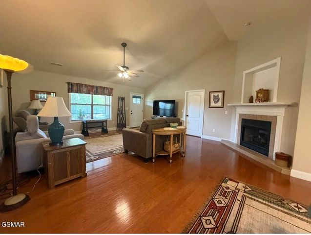 2449 Oakview Lane, Sevierville, TN 37876