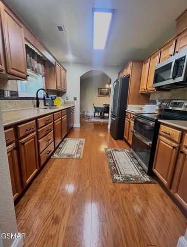 2449 Oakview Lane, Sevierville, TN 37876