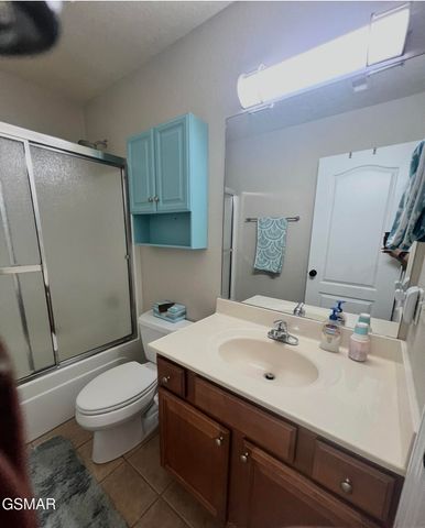 2449 Oakview Lane, Sevierville, TN 37876