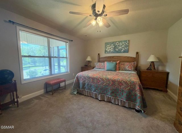 2449 Oakview Lane, Sevierville, TN 37876