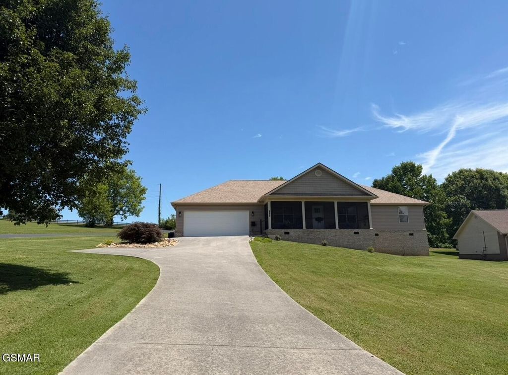 2449 Oakview Lane, Sevierville, TN 37876