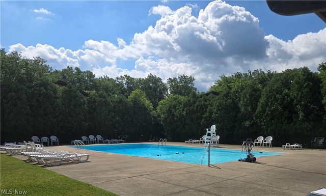 35101 S Turtle Trail A, Willoughby, OH 44094