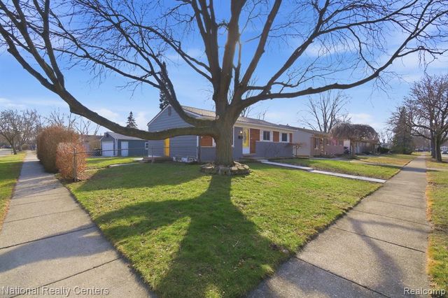 39209 Nottingham Street, Westland, MI 48186