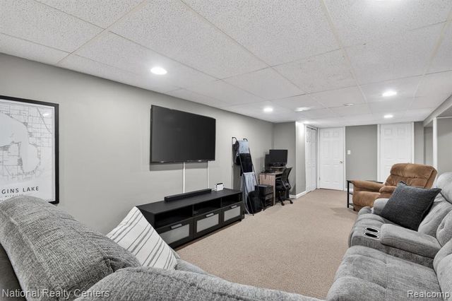 39209 Nottingham Street, Westland, MI 48186