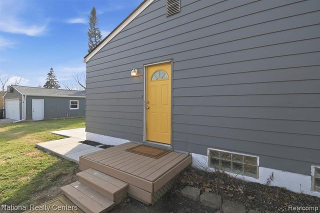 39209 Nottingham Street, Westland, MI 48186