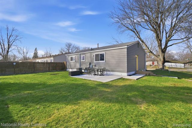 39209 Nottingham Street, Westland, MI 48186