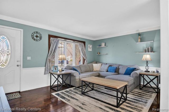 39209 Nottingham Street, Westland, MI 48186