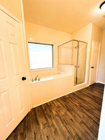 1151 Azalea Lane, Waxahachie, TX 75165