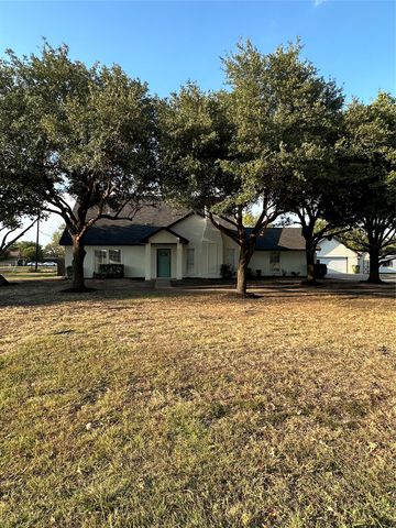 1151 Azalea Lane, Waxahachie, TX 75165