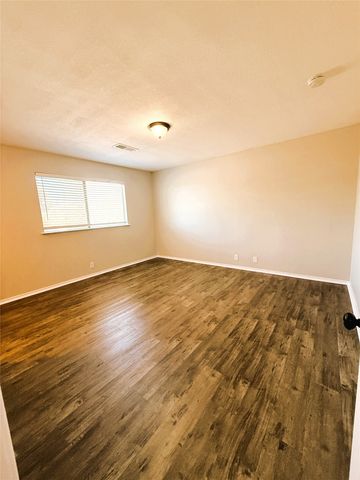 1151 Azalea Lane, Waxahachie, TX 75165