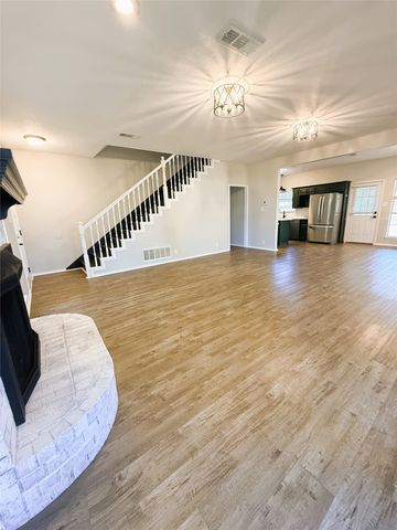 1151 Azalea Lane, Waxahachie, TX 75165
