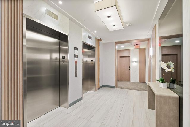 701 SWANN AVE #103, Alexandria, VA 22301