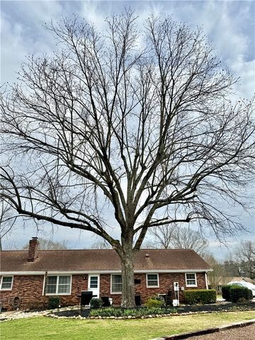 104 Lark Lane, Anderson, SC 29625