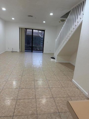 3906 Cherry Lane 3906, Weston, FL 33332