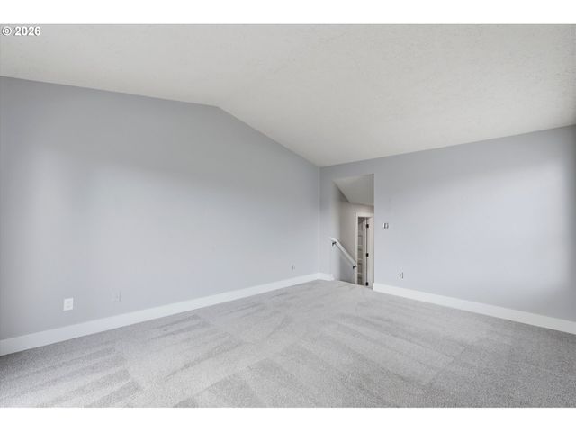 2069 FLAG STONE Ct N, Keizer, OR 97303