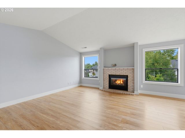 2069 FLAG STONE Ct N, Keizer, OR 97303