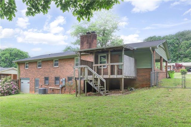 429 Mendenhall Drive, Winston-salem, NC 27127