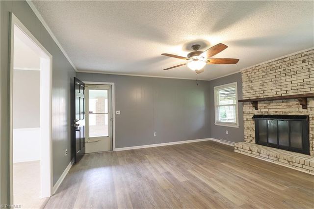 429 Mendenhall Drive, Winston-salem, NC 27127