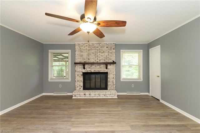 429 Mendenhall Drive, Winston-salem, NC 27127