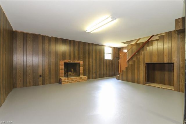 429 Mendenhall Drive, Winston-salem, NC 27127