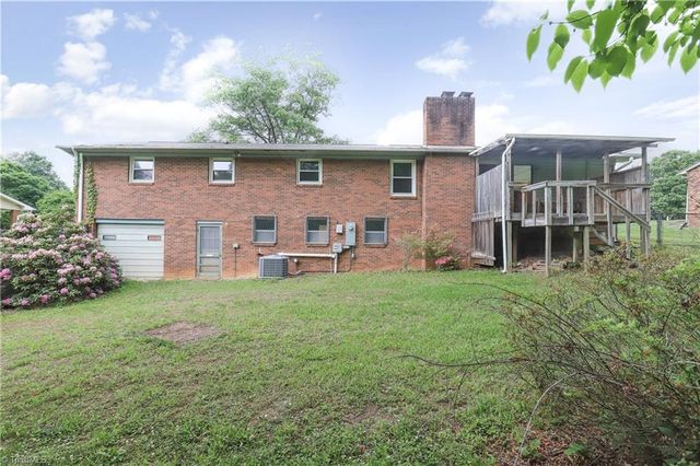 429 Mendenhall Drive, Winston-salem, NC 27127