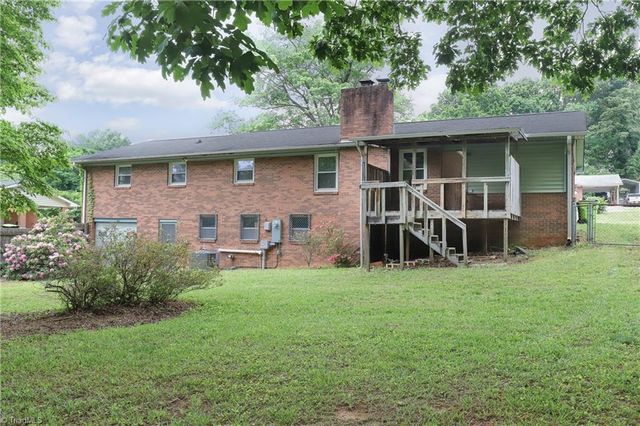 429 Mendenhall Drive, Winston-salem, NC 27127