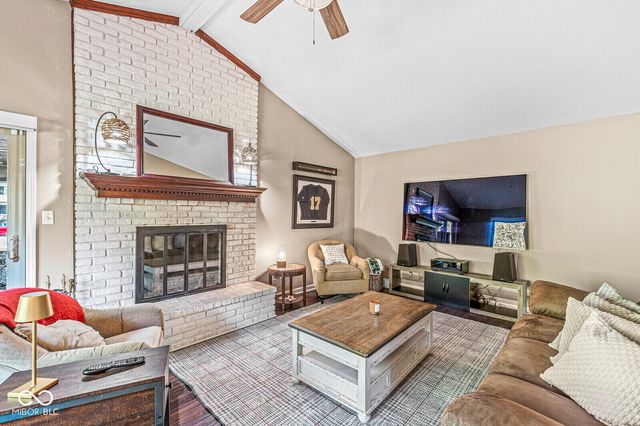 4510 Somerset Way S, Carmel, IN 46033