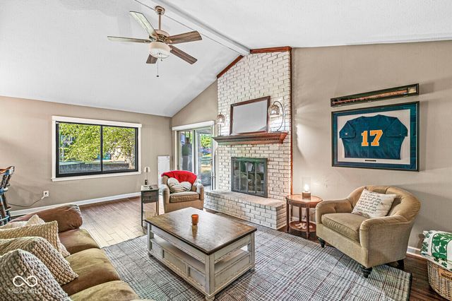 4510 Somerset Way S, Carmel, IN 46033