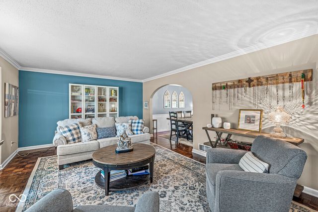 4510 Somerset Way S, Carmel, IN 46033