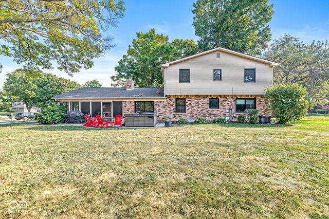 4510 Somerset Way S, Carmel, IN 46033