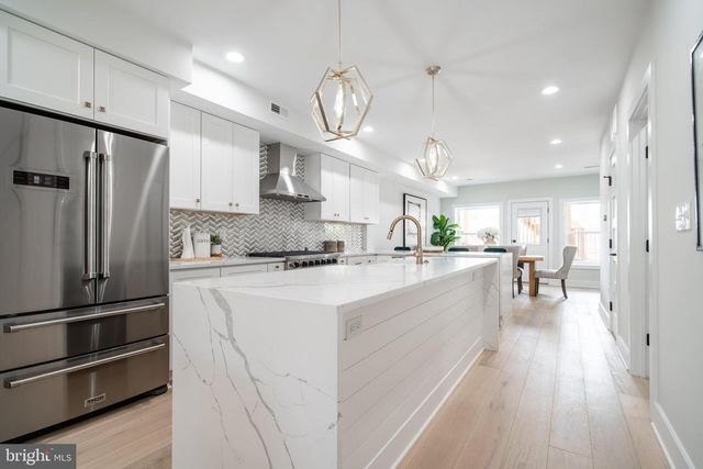 520 IRVING ST NW, Washington, DC 20010
