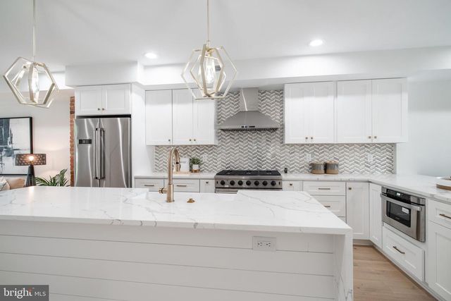 520 IRVING ST NW, Washington, DC 20010
