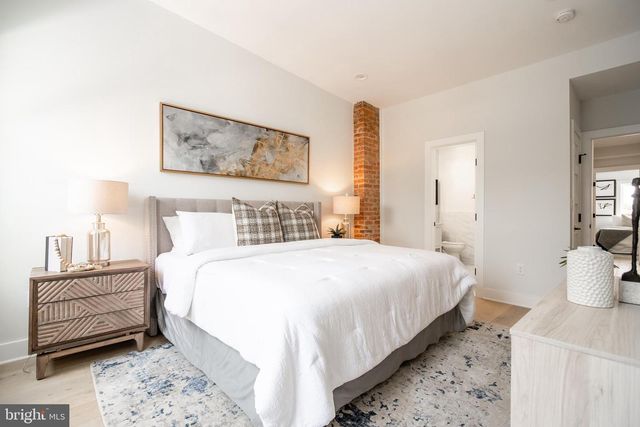 520 IRVING ST NW, Washington, DC 20010