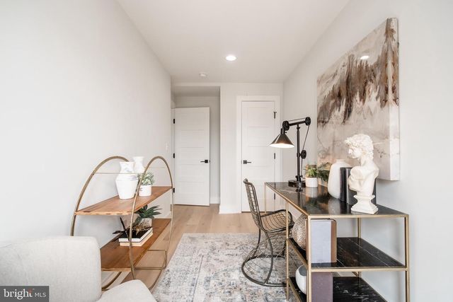 520 IRVING ST NW, Washington, DC 20010