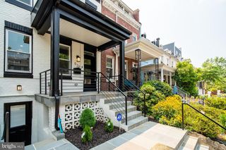 520 IRVING ST NW, Washington, DC 20010