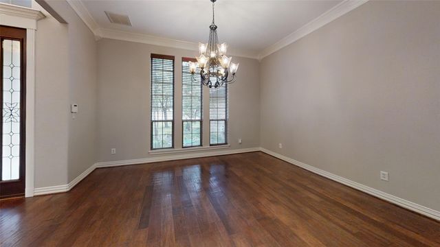 3722 Cove Timber Avenue, Granbury, TX 76049