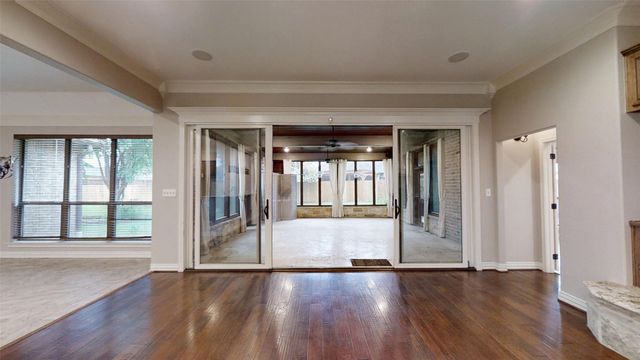 3722 Cove Timber Avenue, Granbury, TX 76049