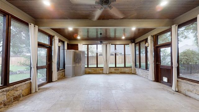 3722 Cove Timber Avenue, Granbury, TX 76049