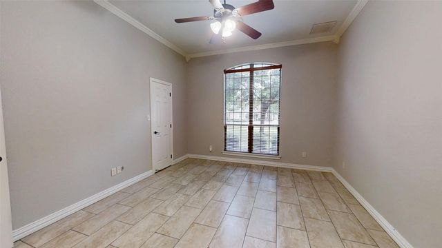 3722 Cove Timber Avenue, Granbury, TX 76049
