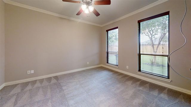 3722 Cove Timber Avenue, Granbury, TX 76049