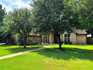 3722 Cove Timber Avenue, Granbury, TX 76049